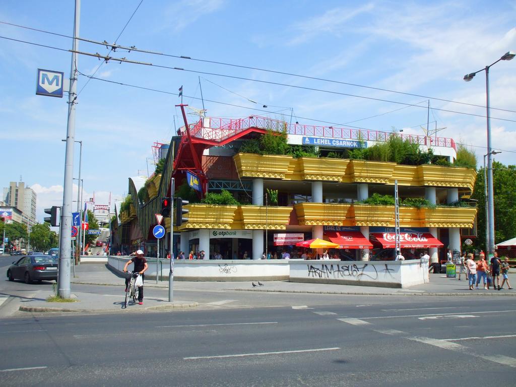 布达佩斯中心大厦酒店 外观 照片